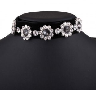 Diamond Collar Flower