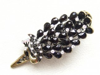 Black Peacock Clip