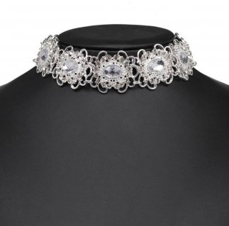 Silver Flowers Collar