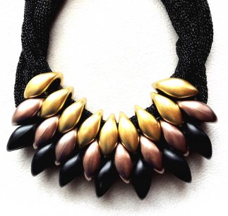 Collar Black Gold