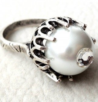 Silver Pearl Ring