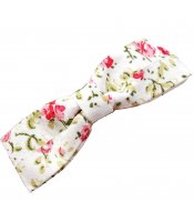 Red Flowers Clasp